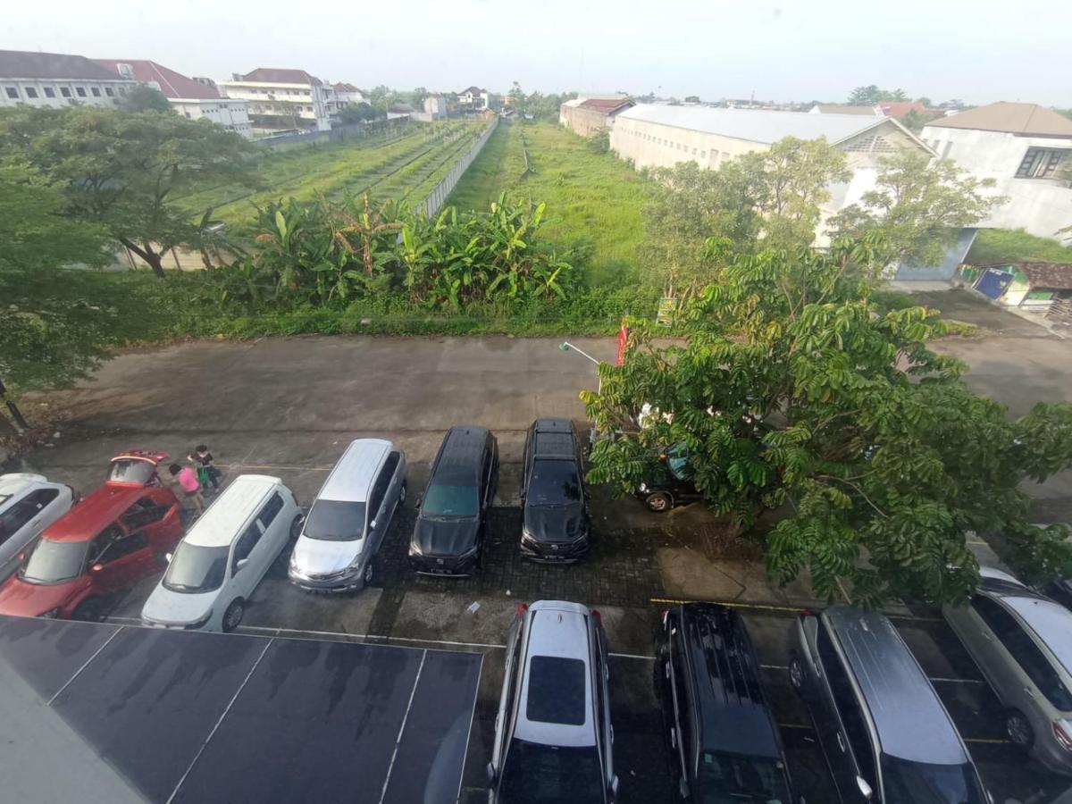Cendana Coliving Solo Baru Hotel Eksteriør billede